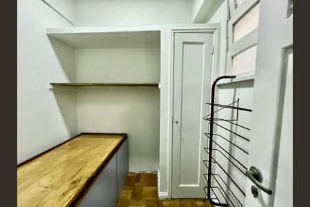 Apartamento para alugar com 126m², 3 quartos e 1 vagaQuarto de Serviço