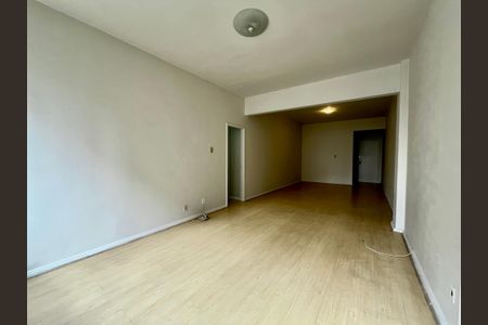 Apartamento para alugar com 126m², 3 quartos e 1 vagaSala 