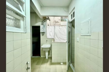 Apartamento para alugar com 126m², 3 quartos e 1 vagaÁrea de Serviço