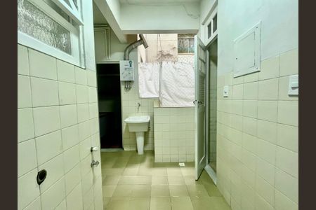 Apartamento para alugar com 126m², 3 quartos e 1 vagaÁrea de Serviço