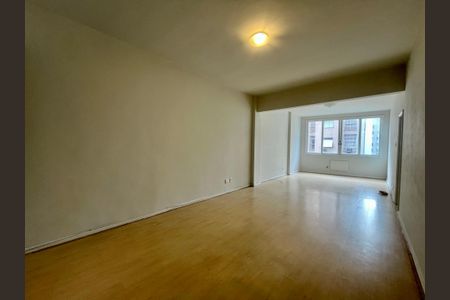 Sala  de apartamento para alugar com 3 quartos, 126m² em Copacabana, Rio de Janeiro