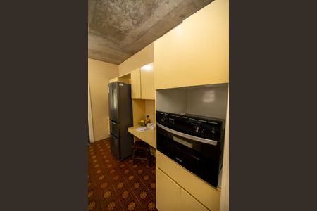 Casa de condomínio para alugar com 330m², 4 quartos e 4 vagasCozinha