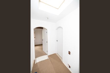 Casa de condomínio para alugar com 330m², 4 quartos e 4 vagasQuarto 