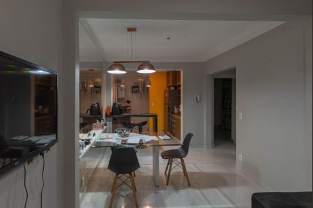 Apartamento à venda com 72m², 2 quartos e 1 vagaSala
