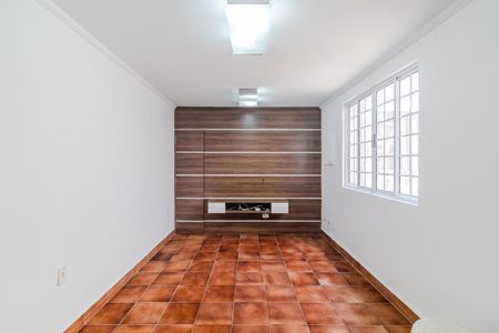 Casa para alugar com 600m², 3 quartos e 3 vagasEscritório