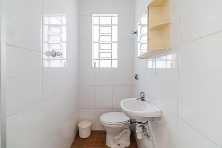 Casa para alugar com 600m², 3 quartos e 3 vagasBanheiro de Serviço