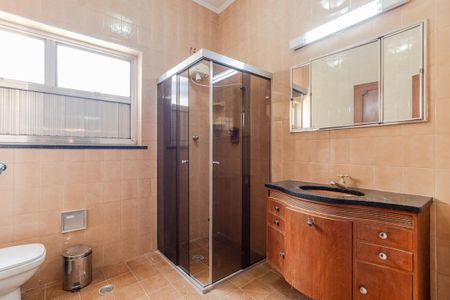 Casa para alugar com 600m², 3 quartos e 3 vagasBanheiro Social