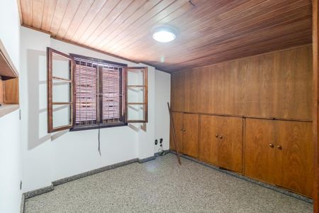 Casa para alugar com 600m², 3 quartos e 3 vagasSótão