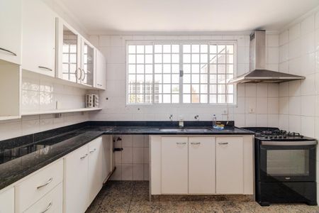 Casa para alugar com 600m², 3 quartos e 3 vagasCozinha