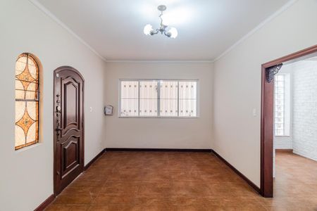 Casa para alugar com 600m², 3 quartos e 3 vagasSala