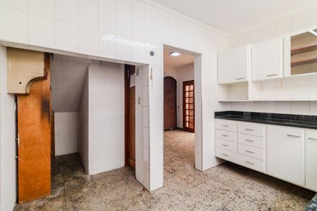 Casa para alugar com 600m², 3 quartos e 3 vagasCozinha