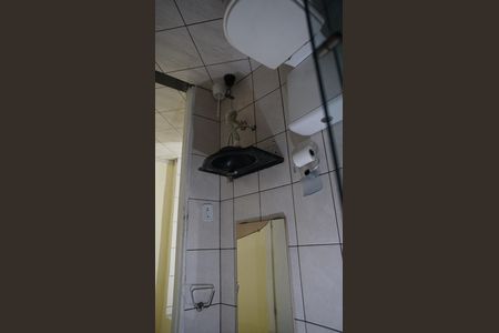 Banheiro de casa para alugar com 1 quarto, 49m² em Vila Marilda, Guarulhos