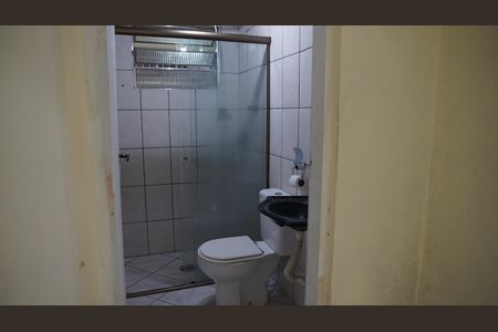 Banheiro de casa para alugar com 1 quarto, 49m² em Vila Marilda, Guarulhos
