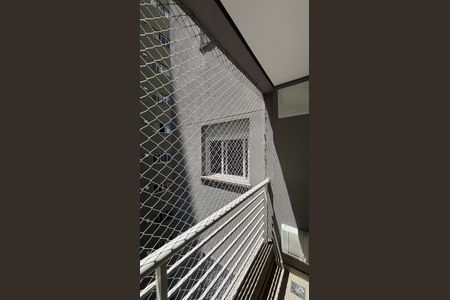 Apartamento à venda com 63m², 2 quartos e 1 vagaÁrea de Serviço - Varanda