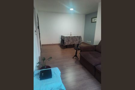 Apartamento para alugar com 65m², 2 quartos e 1 vagaSala