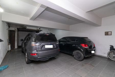 Casa à venda com 315m², 4 quartos e 4 vagasGaragem