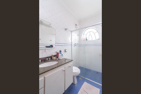 Casa à venda com 315m², 4 quartos e 4 vagasBanheiro da Suíte 1