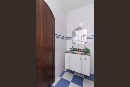 Casa à venda com 315m², 4 quartos e 4 vagasBanheiro da Suíte 2