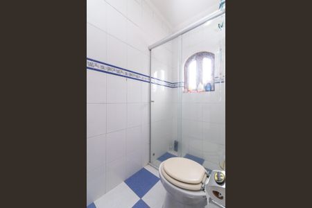 Casa à venda com 315m², 4 quartos e 4 vagasBanheiro da Suíte 2