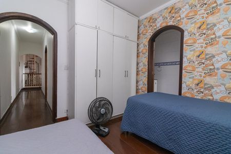Casa à venda com 315m², 4 quartos e 4 vagasSuíte 2