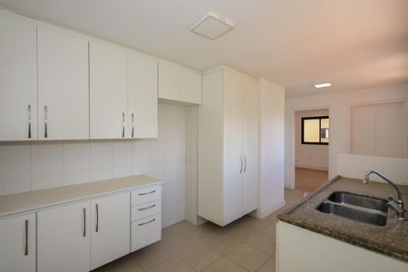 Apartamento para alugar com 160m², 3 quartos e 4 vagasCozinha