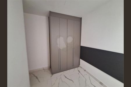 Apartamento à venda com 37m², 2 quartos e 1 vaga