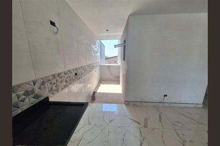 Apartamento à venda com 37m², 2 quartos e 1 vaga