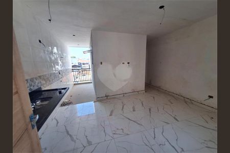 Apartamento à venda com 37m², 2 quartos e 1 vaga