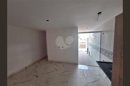 Apartamento à venda com 37m², 2 quartos e 1 vaga