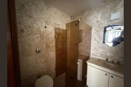 Apartamento à venda com 240m², 4 quartos e 2 vagas