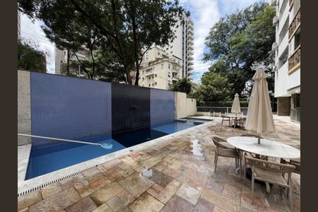 Apartamento à venda com 240m², 4 quartos e 2 vagas