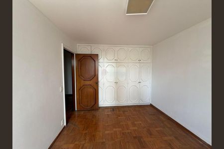 Apartamento à venda com 4 quartos, 240m² em Santa Cecilia, São Paulo