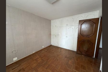 Apartamento à venda com 240m², 4 quartos e 2 vagas