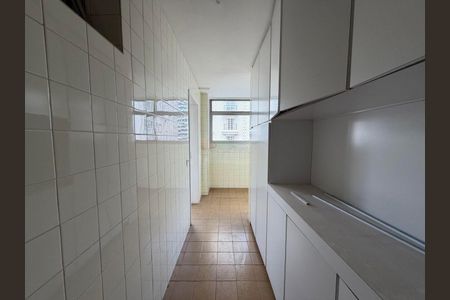 Apartamento à venda com 240m², 4 quartos e 2 vagas