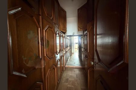 Apartamento à venda com 240m², 4 quartos e 2 vagas