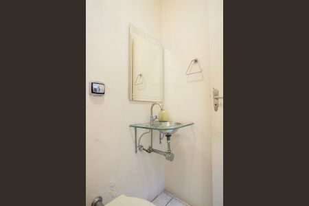 Casa para alugar com 200m², 2 quartos e 1 vagaLavabo