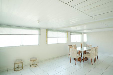 Casa para alugar com 200m², 2 quartos e 1 vagaVaranda