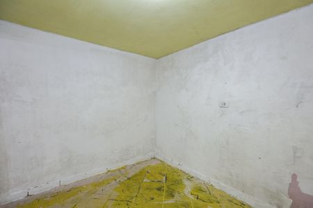 Quarto de casa para alugar com 1 quarto, 28m² em Jardim Sao Salvador, Taboão da Serra