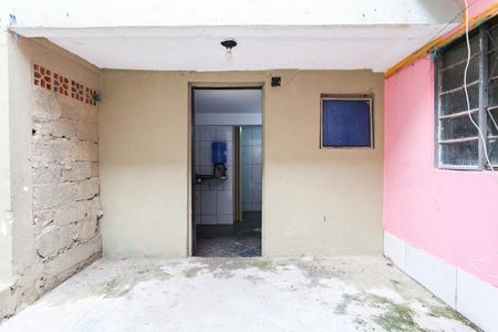 Área externa de casa para alugar com 1 quarto, 28m² em Jardim Sao Salvador, Taboão da Serra