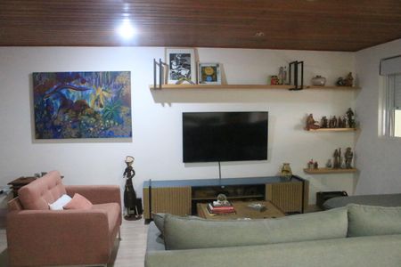 Casa à venda com 299m², 3 quartos e 4 vagasSala