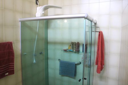 Casa à venda com 299m², 3 quartos e 4 vagasBanheiro 2