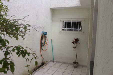 Casa à venda com 299m², 3 quartos e 4 vagasQuintal