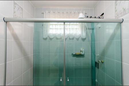 Casa à venda com 230m², 3 quartos e 4 vagas Casa à venda com 230m², 3 quartos e 4 vagasSuíte 1 - Banheiro