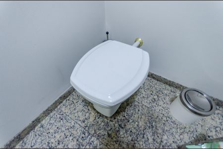 Casa à venda com 230m², 3 quartos e 4 vagas Casa à venda com 230m², 3 quartos e 4 vagasLavabo