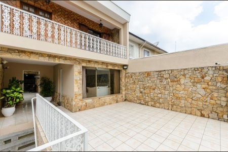 Casa à venda com 230m², 3 quartos e 4 vagas Casa à venda com 230m², 3 quartos e 4 vagasSacada