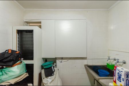 Casa à venda com 230m², 3 quartos e 4 vagas Casa à venda com 230m², 3 quartos e 4 vagasÁrea de Serviço