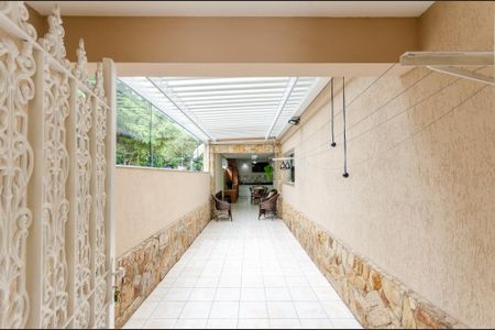 Casa à venda com 230m², 3 quartos e 4 vagas Casa à venda com 230m², 3 quartos e 4 vagasChurrasqueira