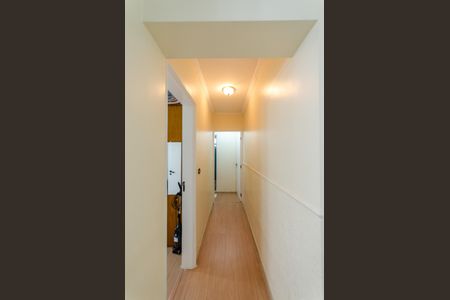 Casa à venda com 230m², 3 quartos e 4 vagas Casa à venda com 230m², 3 quartos e 4 vagasCorredor