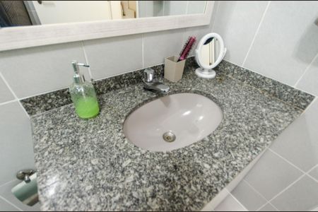 Casa à venda com 230m², 3 quartos e 4 vagas Casa à venda com 230m², 3 quartos e 4 vagasSuíte 1 - Banheiro