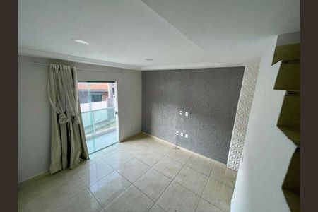 Casa à venda com 2 quartos, 90m² em Taquara, Rio de Janeiro